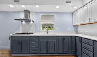 29 Ravenwood Blvd, Barnegat, NJ 08005