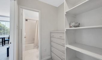 1111 ARLINGTON Blvd 646, Arlington, VA 22209