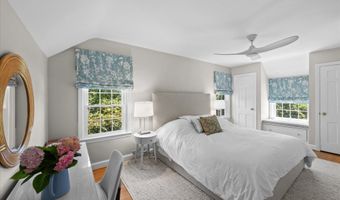 5901 DEVONSHIRE Dr, Bethesda, MD 20816
