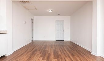 235 W 10 St, Laurel, DE 19956