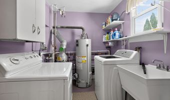 828 HOFFNAGLE St, Philadelphia, PA 19111