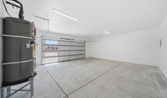12658 Standing Bear Rd, Apple Valley, CA 92308