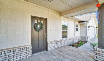 1004 Village Dr, Altus, OK 73521
