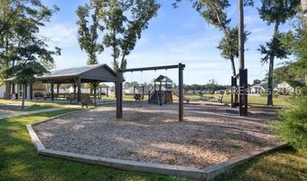 25 Chinquapin St, Beaufort, SC 29906