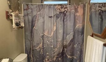 16700 Gross Dr, Bend, OR 97707
