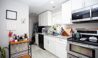 91 Ivy St, East Providence, RI 02914