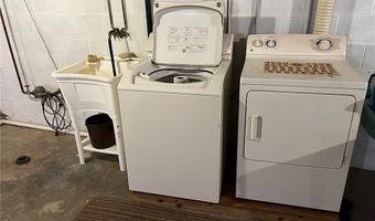 1018 Foxmoor Ln, Ashland, OH 44805