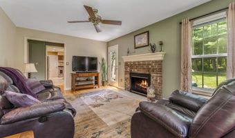 114 Manor Way, Alexandria Twp., NJ 08867