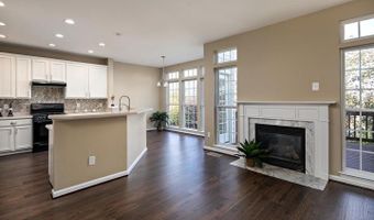 22051 CHELSY PAIGE Sq, Ashburn, VA 20148