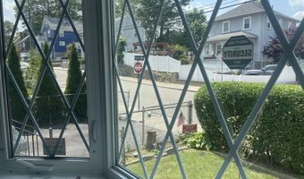67 Oakcrest Rd, Boston, MA 02136