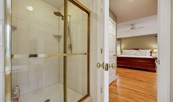 8807 RIDGE Rd, Bethesda, MD 20817