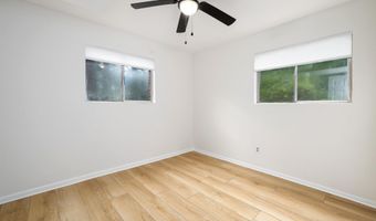 209 HILLWOOD Dr, Alabaster, AL 35007