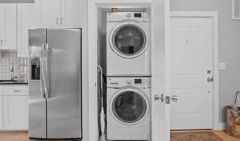 833 19TH St NE 3, Washington, DC 20002