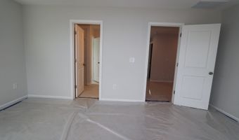 10024 Secluded Garden Dr, Apex, NC 27523