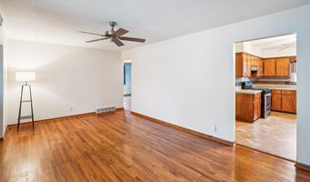 525 SW Westview Dr, Ankeny, IA 50023