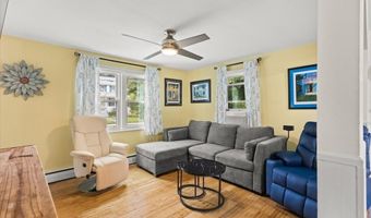 578 Woonasquatucket Ave, North Providence, RI 02911