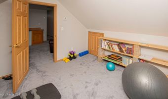 6616 Comanche St, Bonners Ferry, ID 83805