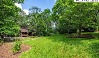 144 Spice Apple Way, Banner Elk, NC 28604