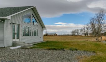 297 Big Timber Loop Rd, Big Timber, MT 59011