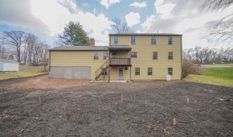 191 S Stone St, Suffield, CT 06093