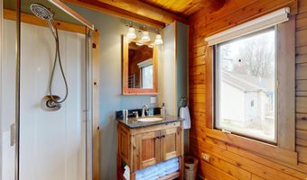 53 Hayden Rd, Augusta, ME 04330