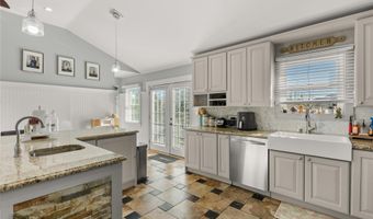 12 Georgia Rd, Amityville, NY 11701