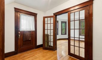 9 Spruce St, Belmont, MA 02478
