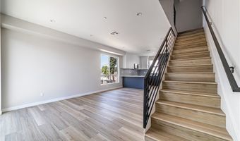 6700 Balboa, Los Angeles, CA 91406