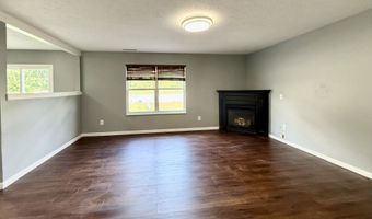 6903 Governors Pointe Blvd, Indianapolis, IN 46217