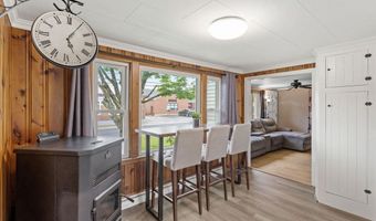 10 Pine St, Alton, NH 03809