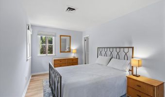 422 B GARFIELD Pkwy #B, Bethany Beach, DE 19930