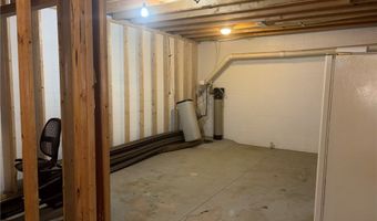 12096 Baumhart Rd, Amherst, OH 44001