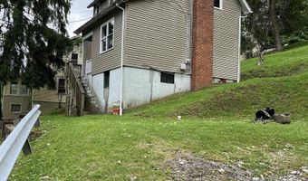 8 Hillside Dr, Fairmont, WV 26554