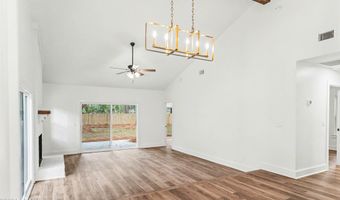 10 Chesterfield Lake Dr, Beaufort, SC 29906