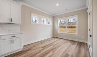 105 Chickadee Ct, Auburn, GA 30011