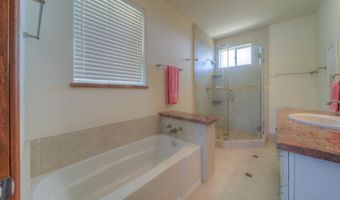 1991 Via Ladera, Fallbrook, CA 92028