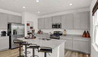 3749 Pinnacle Dr, Bargersville, IN 46106