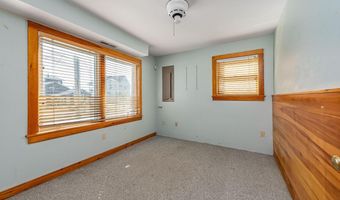 518 Ocean Ave, Wells, ME 04090