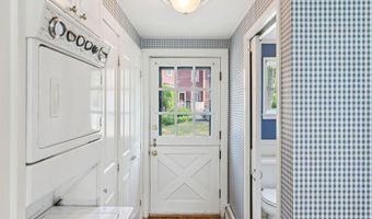 26 Grove St, Bath, ME 04530
