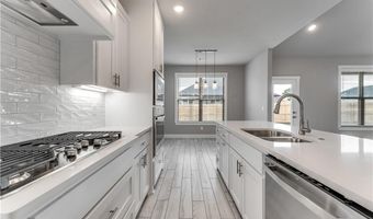 6903 High Meadow Blvd, Bentonville, AR 72713