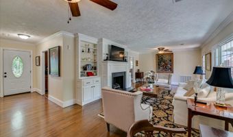 215 Barnard Ave SE, Aiken, SC 29801