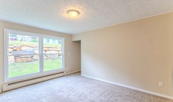 13 Wawayanda Rd, Alloway, NJ 07422