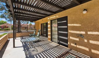 11671 Maple St, Apple Valley, CA 92308