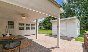 1525 E JOHN St, Appleton, WI 54915
