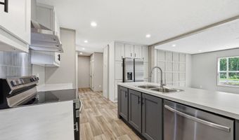 1434 Polly Island Rd, Autryville, NC 28318