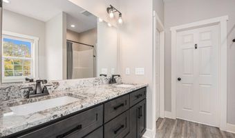 8423 76th St SE, Alto, MI 49302