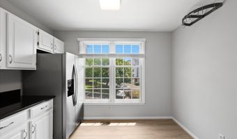 299 S PICKETT St, Alexandria, VA 22304