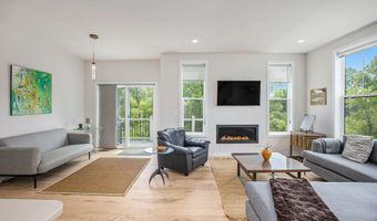 2990 Stoke Way, Ann Arbor, MI 48105