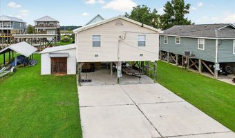 4031 Bank St, Bay St. Louis, MS 39520