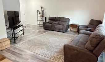 6826 Earlswood Dr, Indianapolis, IN 46217